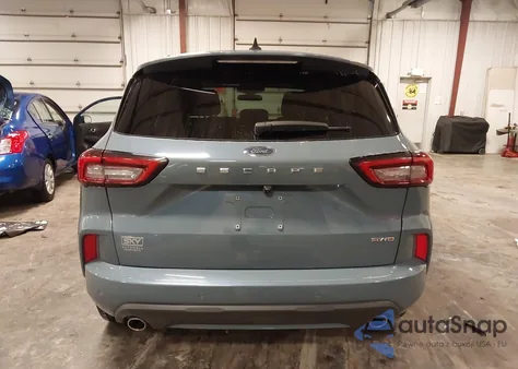 2023 Ford Escape St-Line z USA, uszkodzony, nr VIN 1FMCU9MN5PUA02028